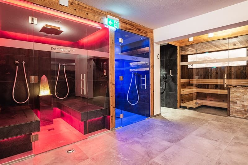 Dampfbad Eisraum finnische Sauna Hotel Bärolina Tirol